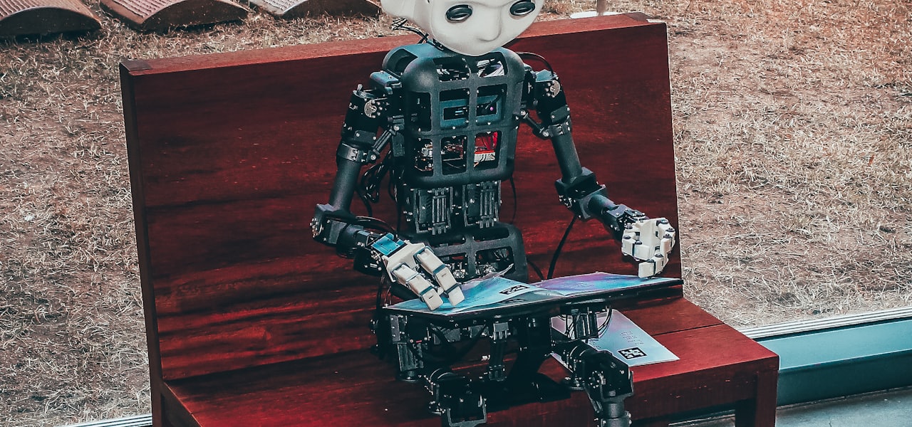 AI Essay Writers: Free vs Paid (2026)